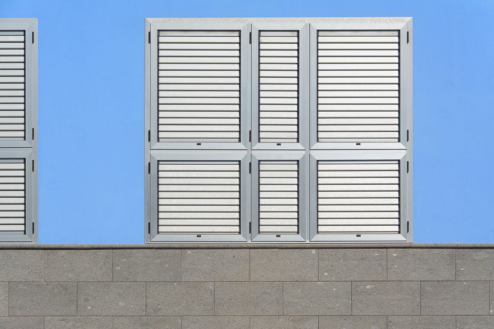 Powder coated shutters, box built into the reveal