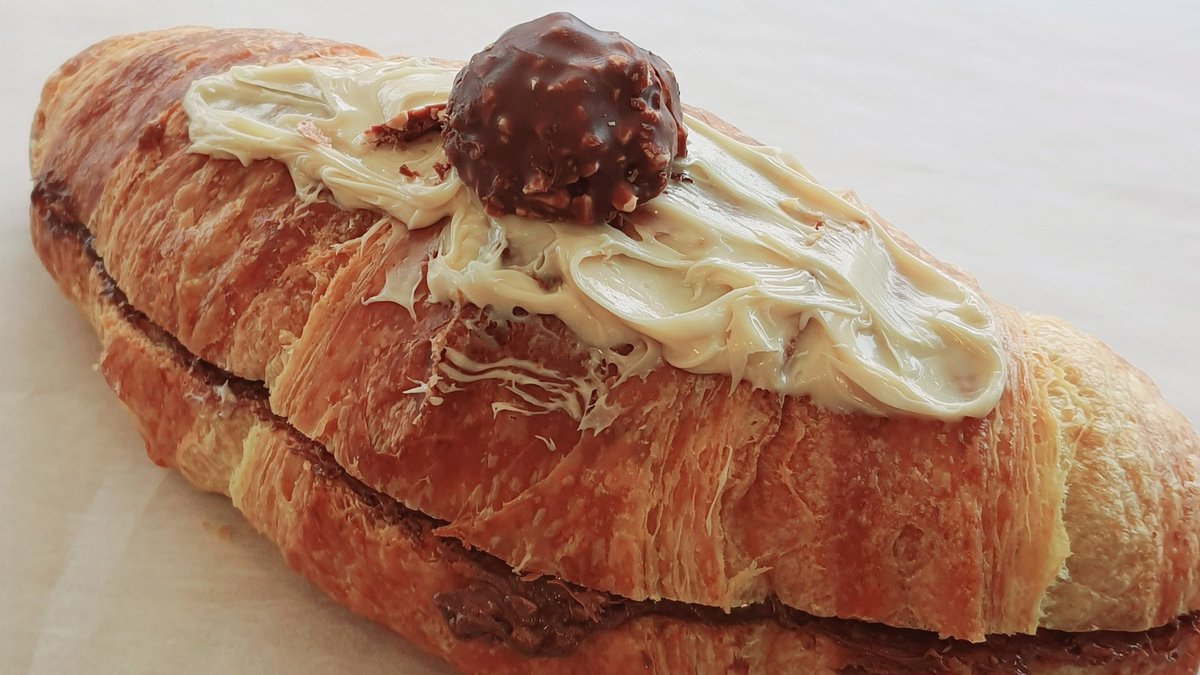 Giant Sweet Croissant Ferrero